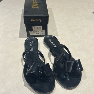 Dizzy Lounge sandals